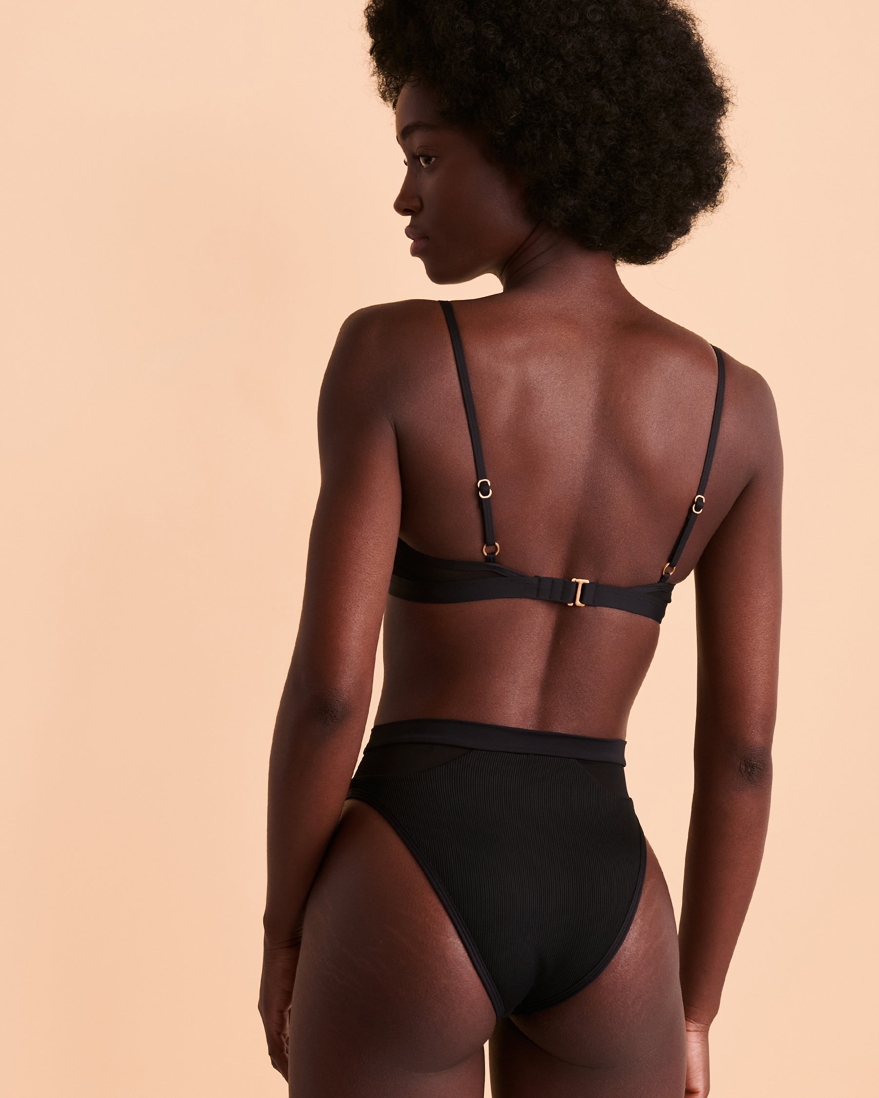 L*SPACE Haut de bikini bralette SADIE Noir RHSAT21 - Voir3