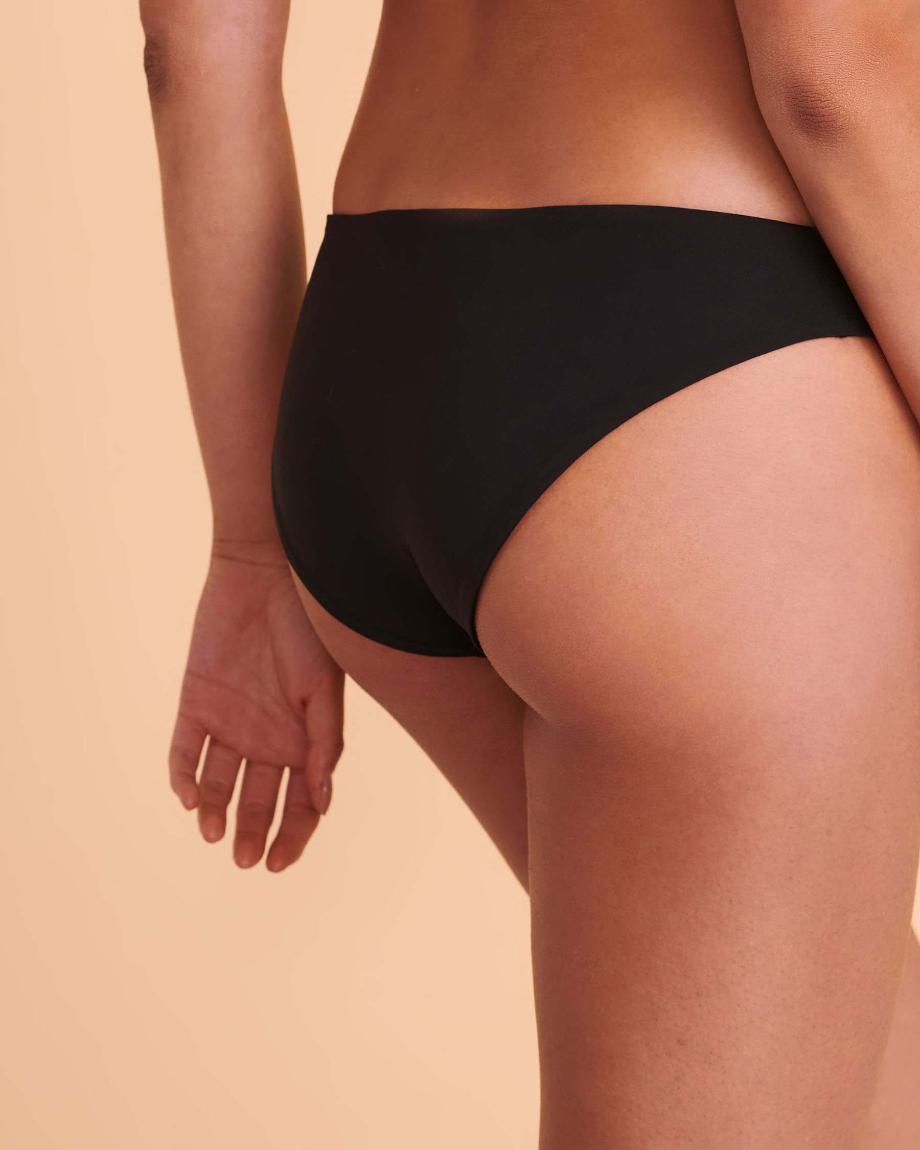 L*SPACE SANDY Low Rise Bikini Bottom Black LSSNF20 - View3