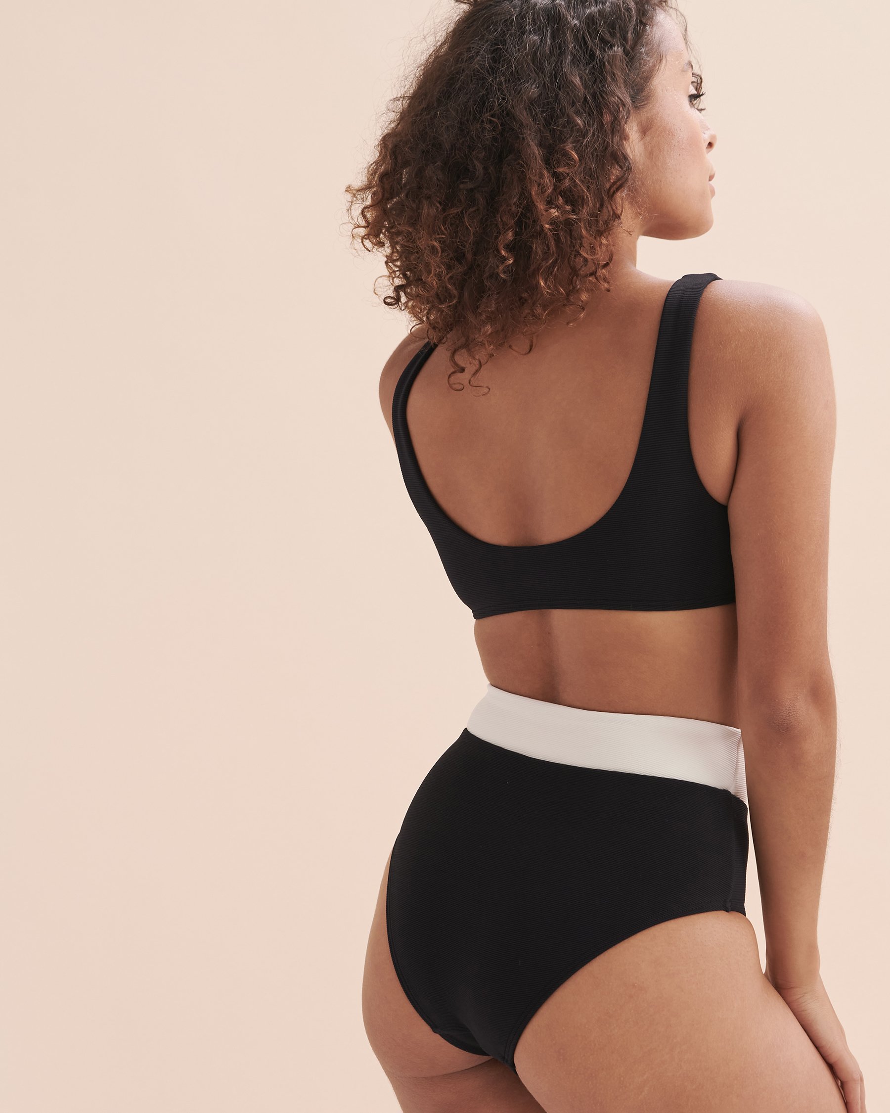 JETS AUSTRALIA Haut de bikini triangle Isla Rib Noir J40516 - View2