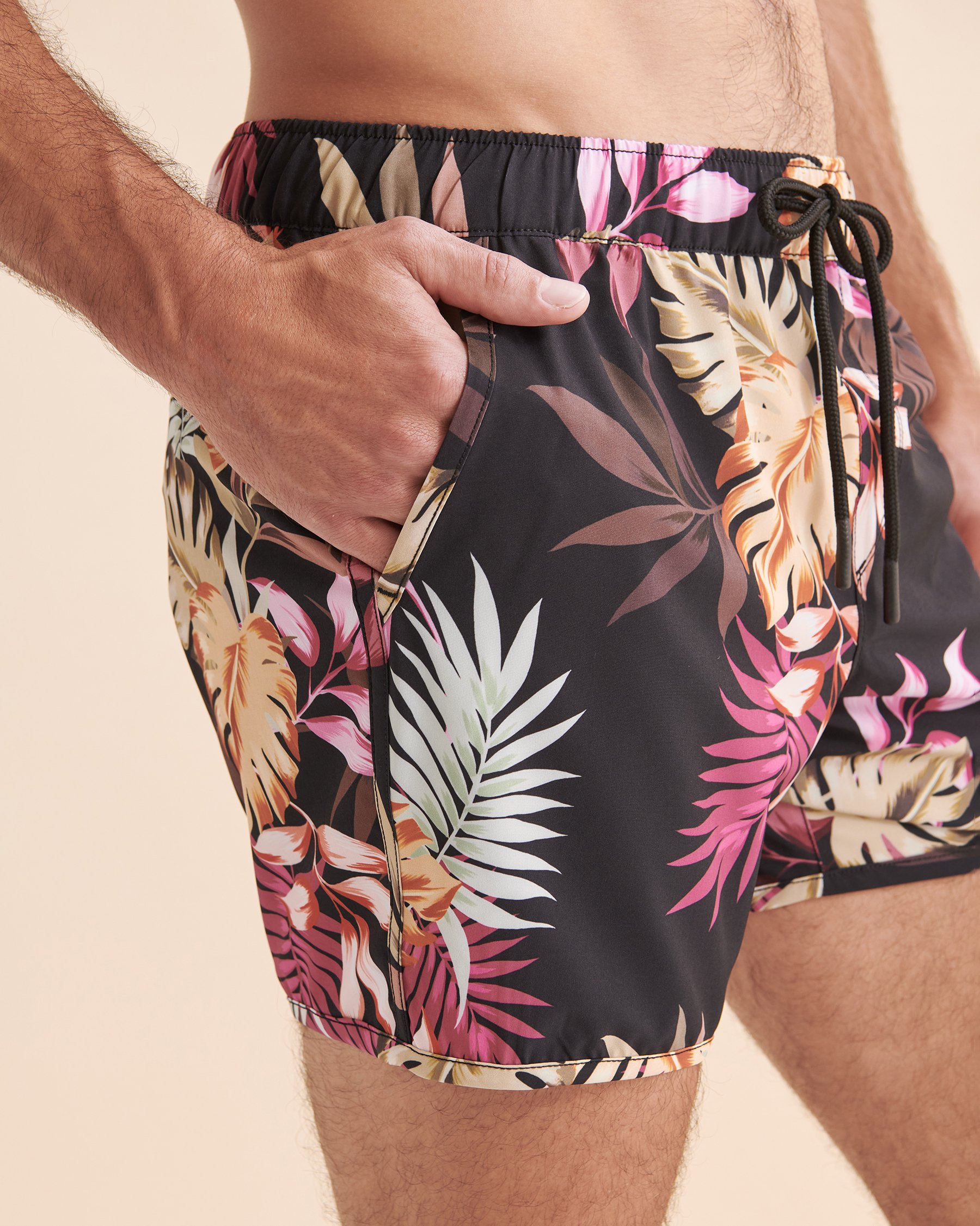 EVERYDAY SUNDAY Topic Illusion Volley Swimsuit 1 Black tropical illusion ESBEAM01007 - View3