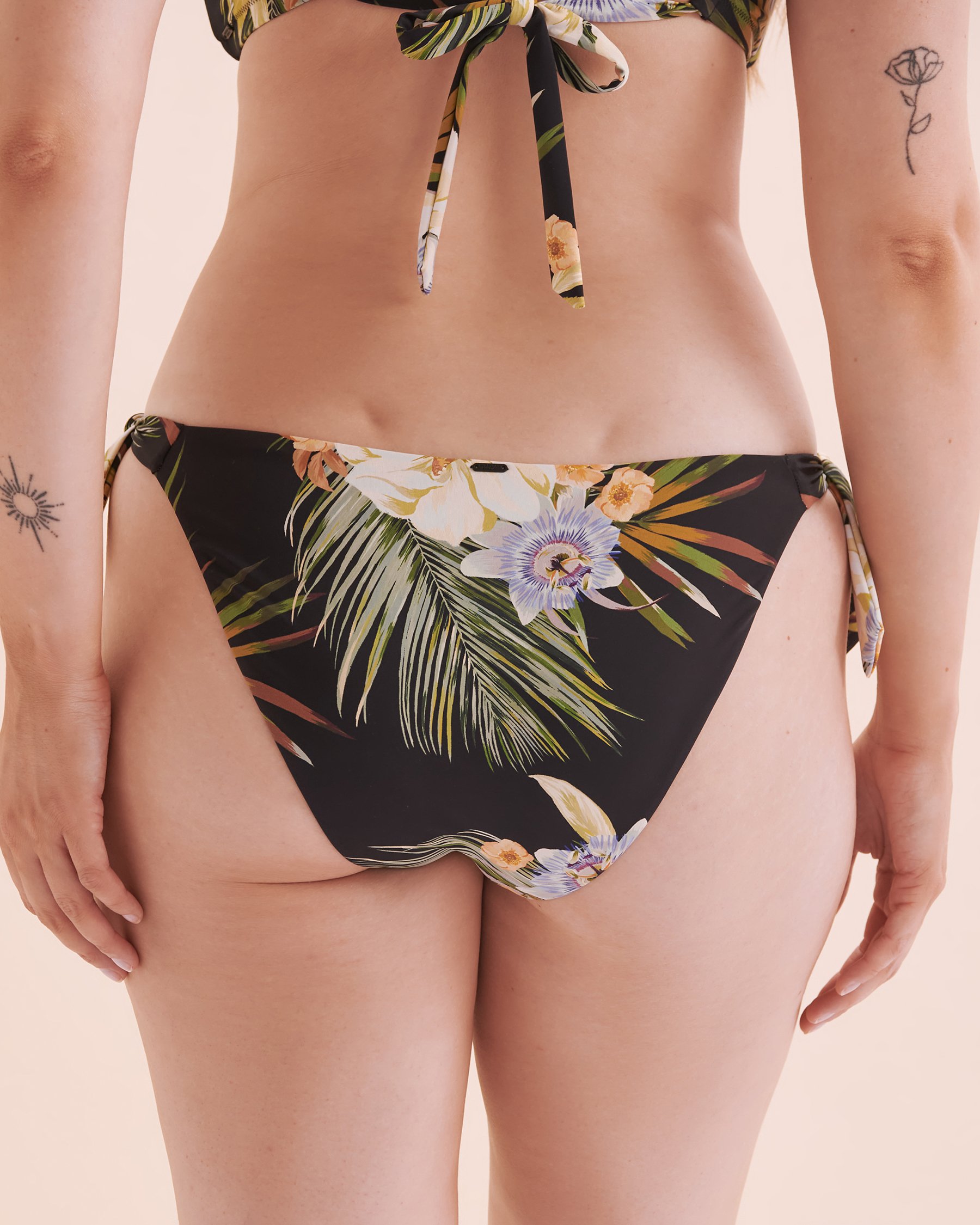 EVERYDAY SUNDAY Bas de bikini Exotic Tiki Imprimé floral noir ESBEAW04165 - Voir4