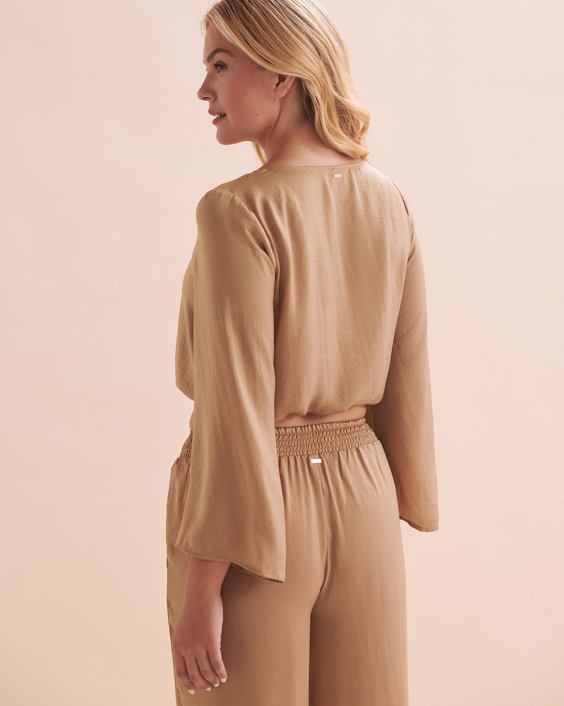 SANTEMARE Haut court en satin Sable beige 02100025 - Voir8