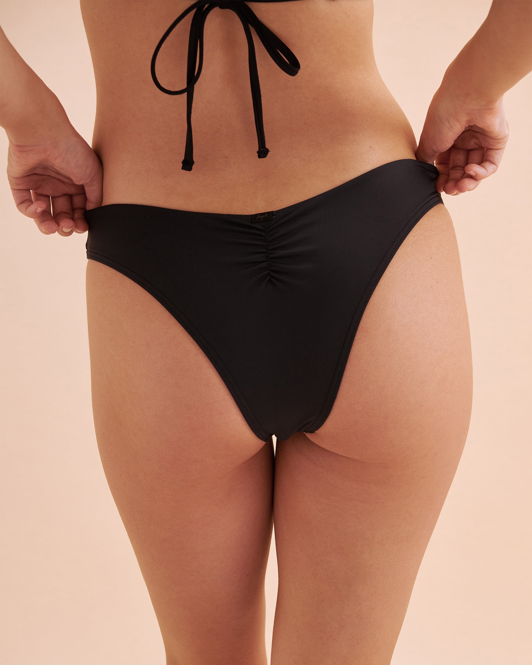 TROPIK V-Cut Thong Bikini Bottom Black 01300372 - View4