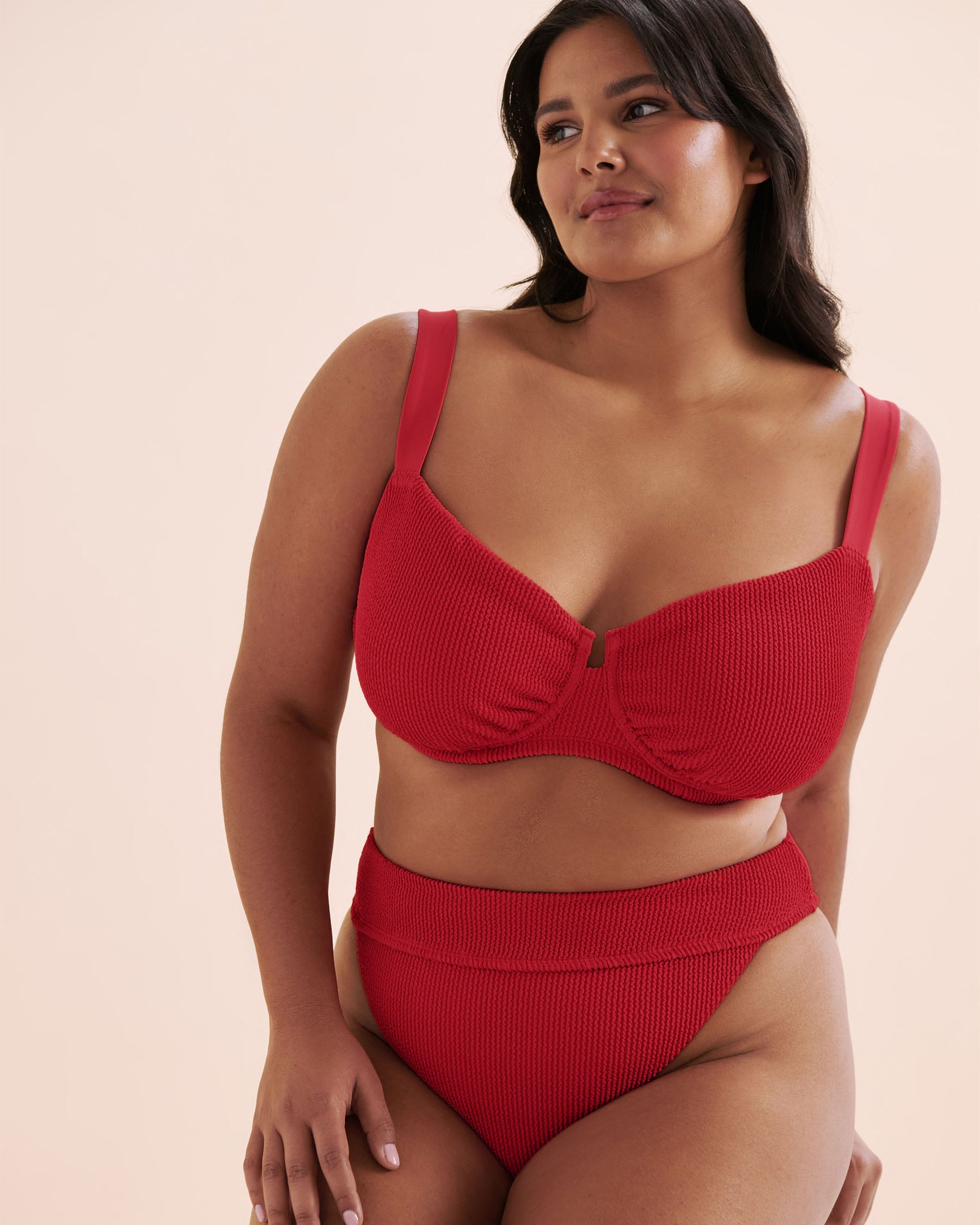 TROPIK Haut de bikini plongeant bonnet D texturé à smocks Rouge 01200106 - Voir7