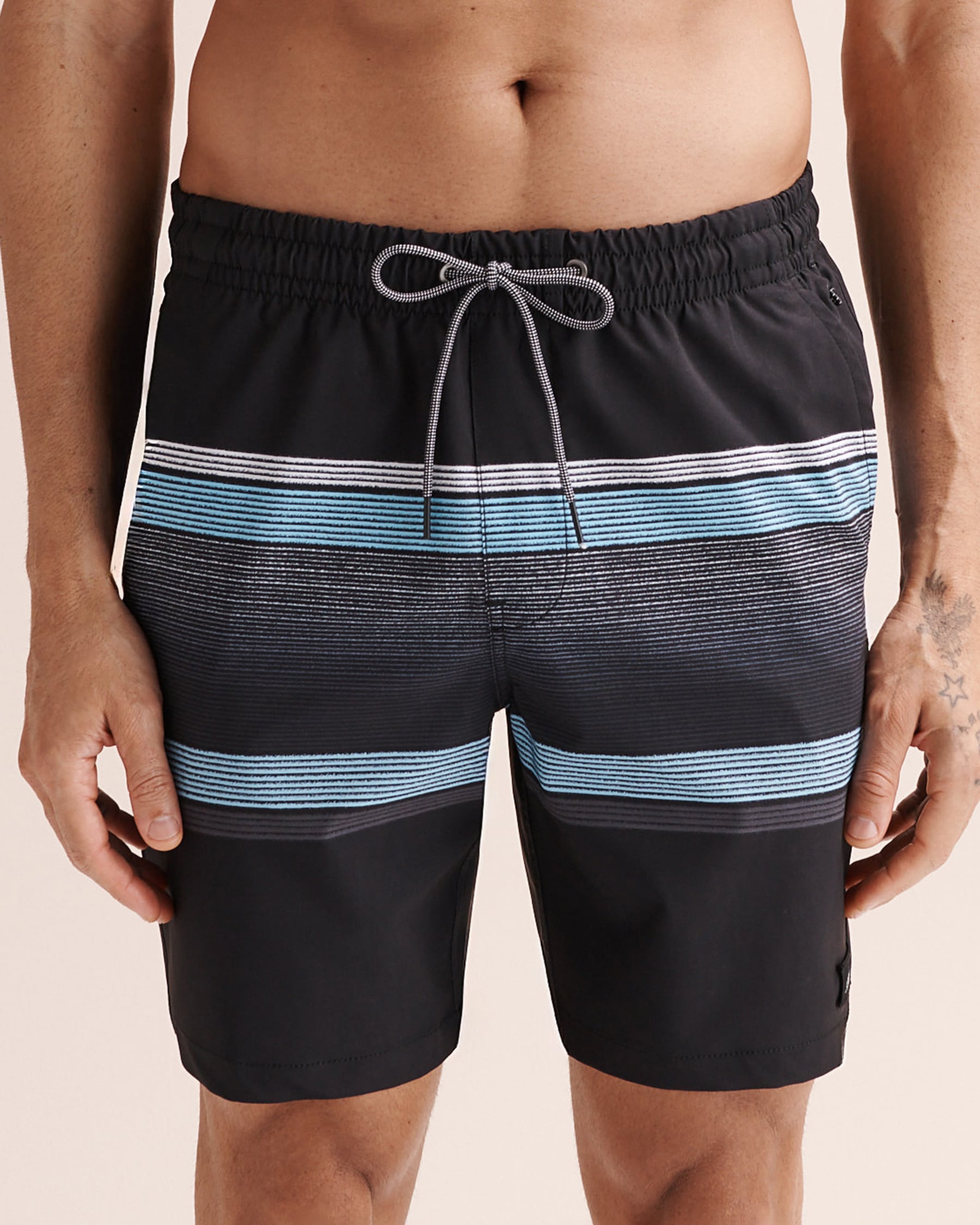 LUCKY ALOHA Maillot volley 18'' avec filet Quest Noir QST1148 - Voir1