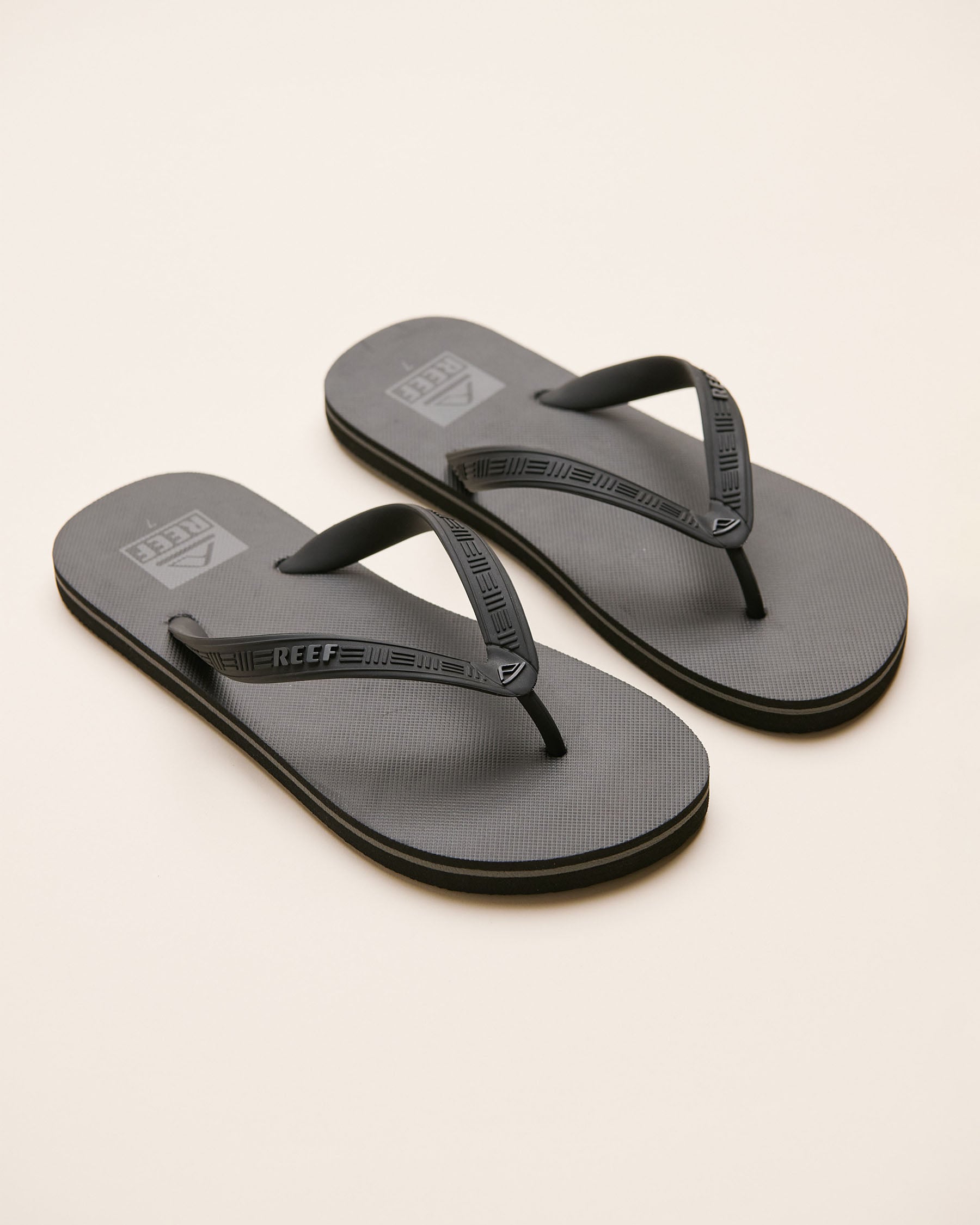 REEF Seaside Flip-Flop Black CI2720 - View1