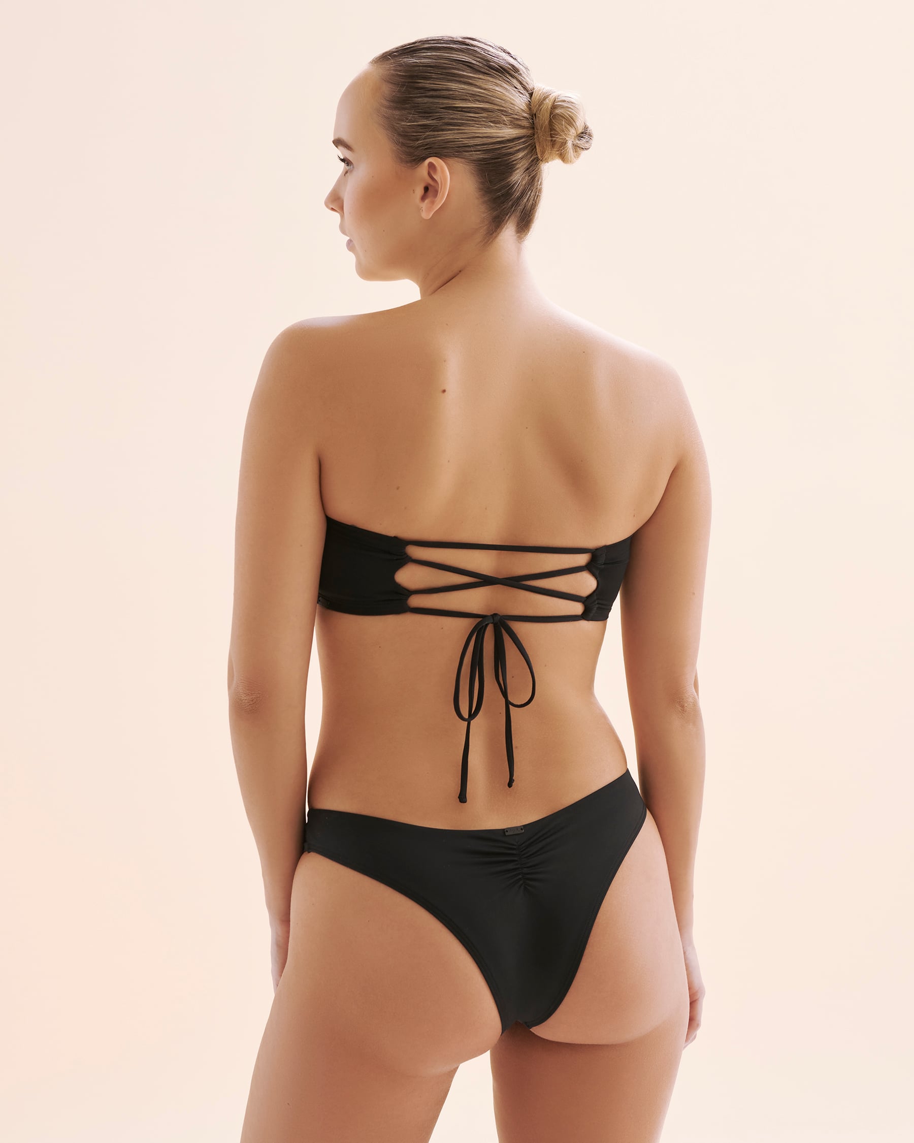TROPIK V-Cut Thong Bikini Bottom Black 01300372 - View1