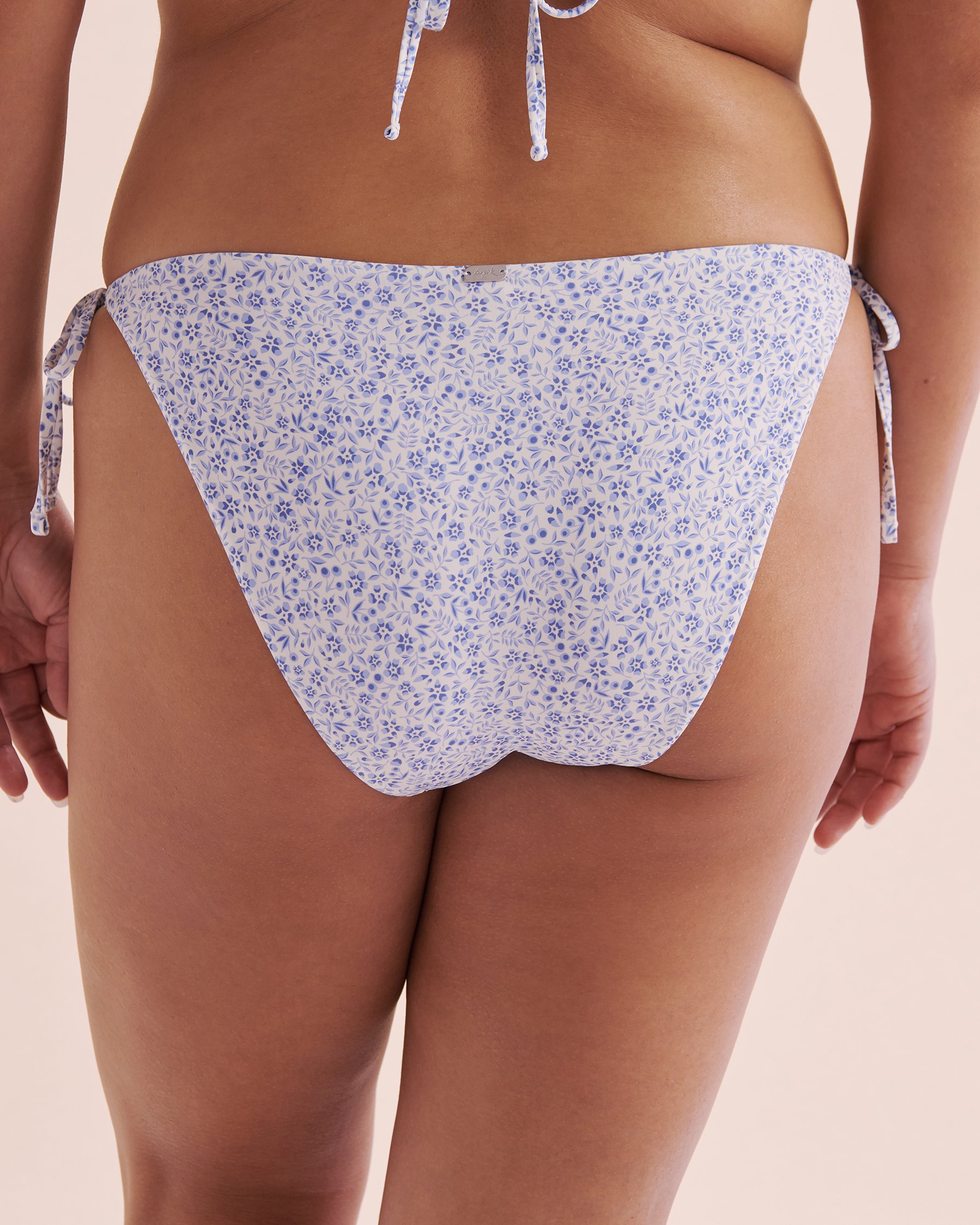 TROPIK Serenity Floral Low Brazilian Bottom Blue and white 01300376 - View6