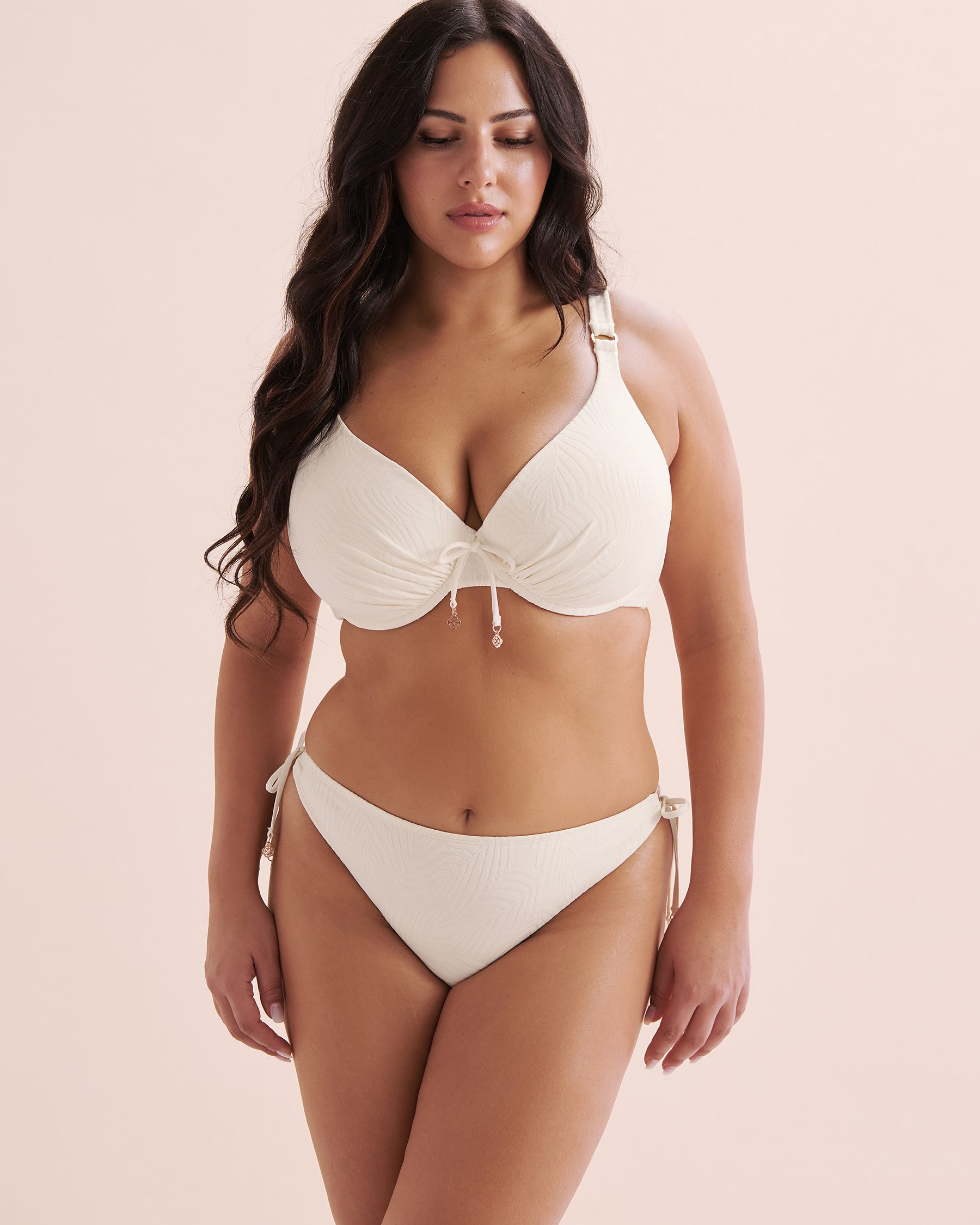 TURQUOISE COUTURE Bas de bikini noué aux hanches texturé tropical Blanc 01300381 - Voir7