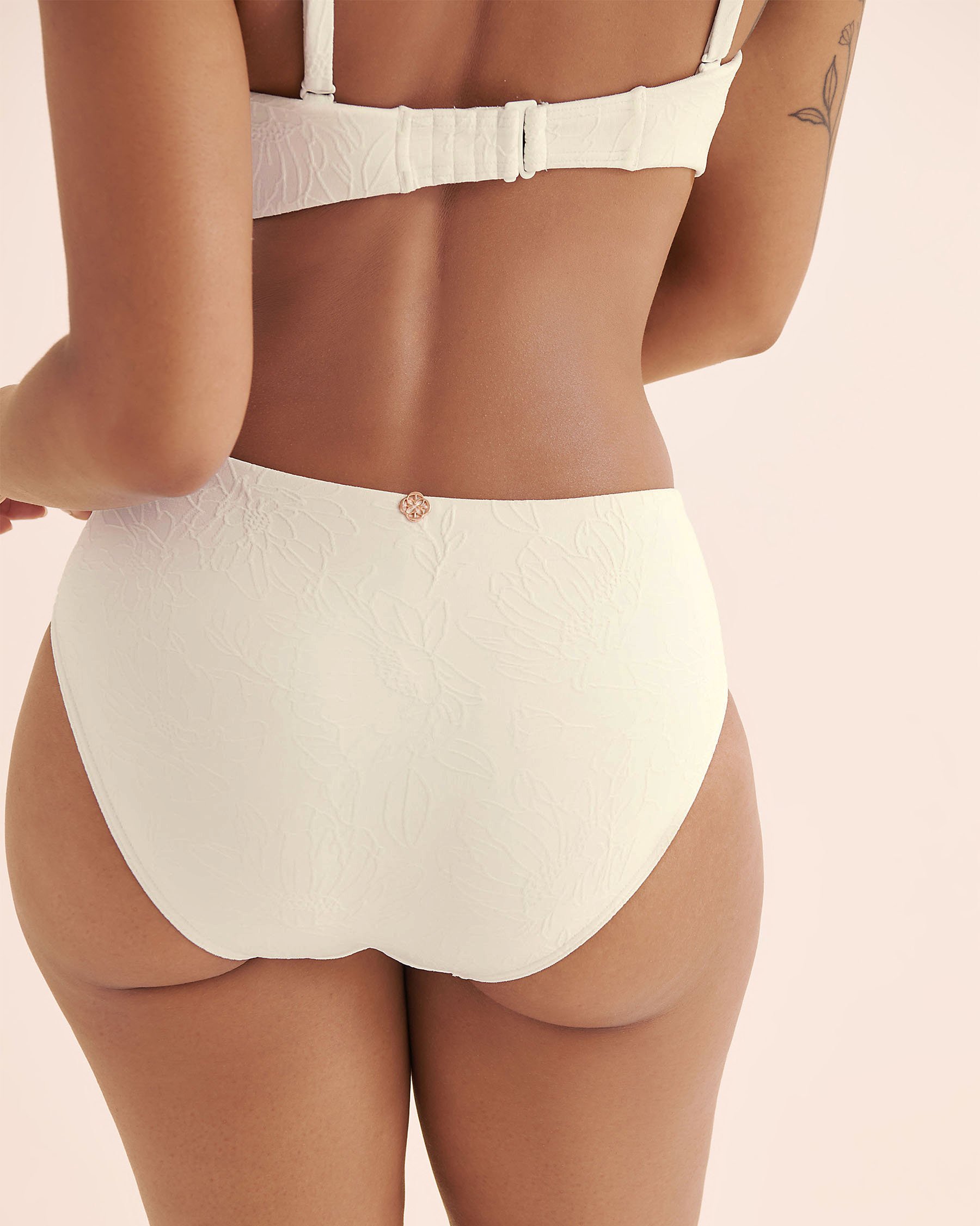 TURQUOISE COUTURE Textured Mid-Rise Bikini Bottom White 01300505 - View3