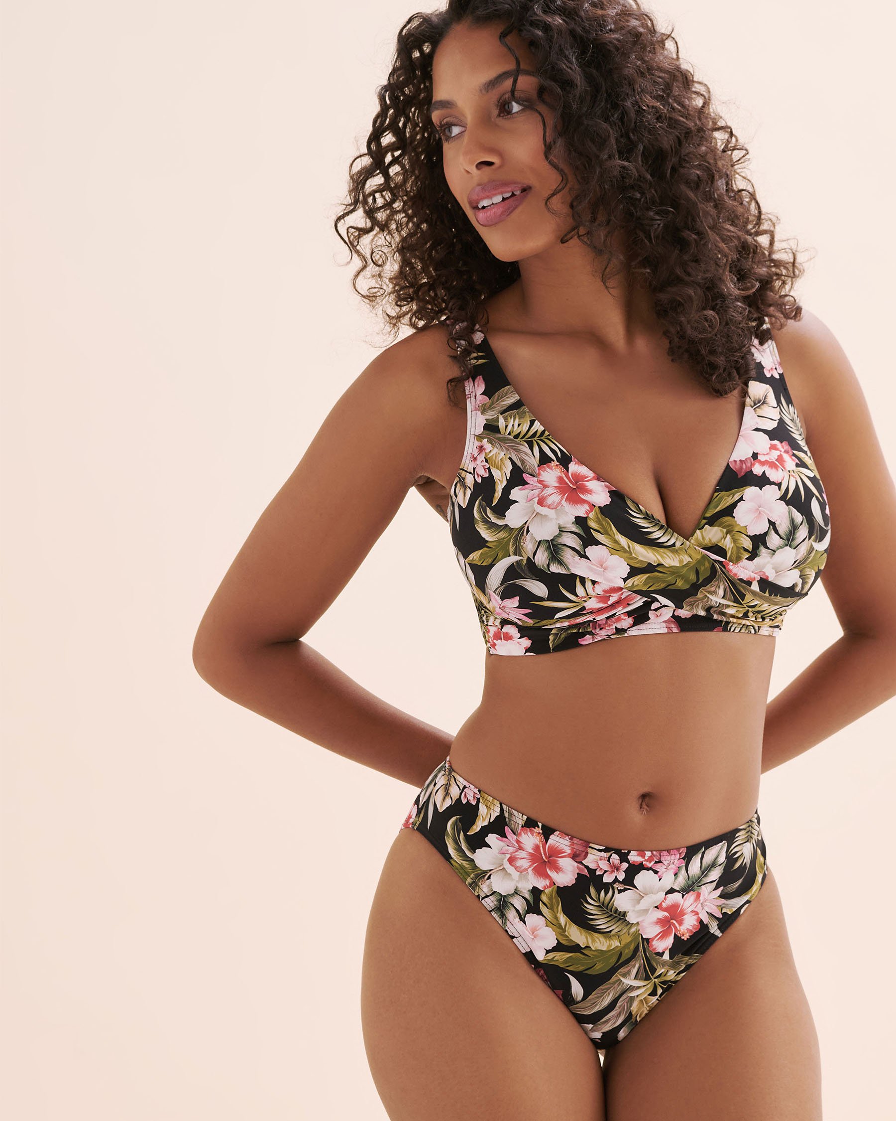 ARTESANDS Tropisian Delacroix Basic Bikini Bottom Black AT4006TN - View8