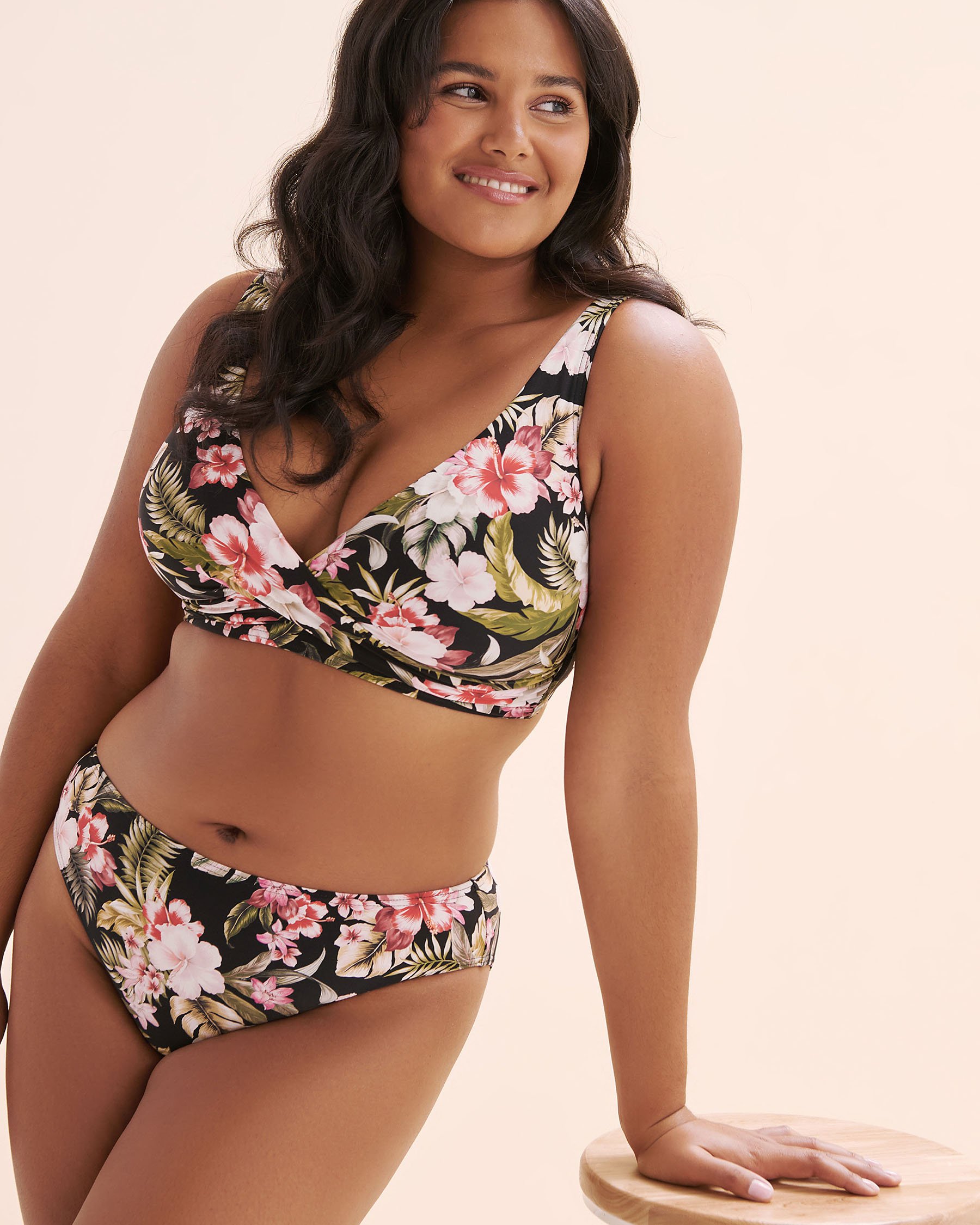 ARTESANDS Tropisian Delacroix D Cup Bikini Top Black AT3711TN - View8