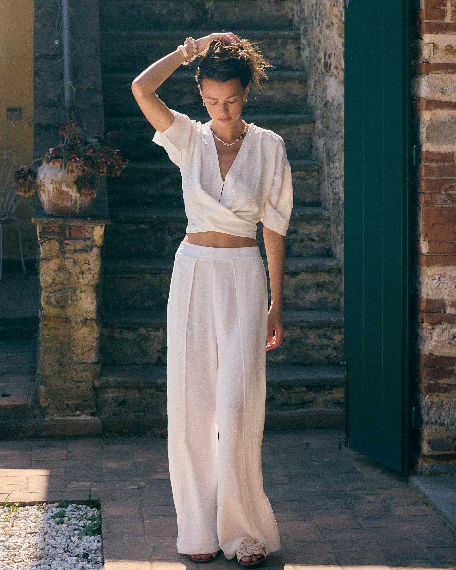 EVERYDAY SUNDAY Short Sleeves Front Tie Cover Up Shirt White ESBEAW05868 - View3
