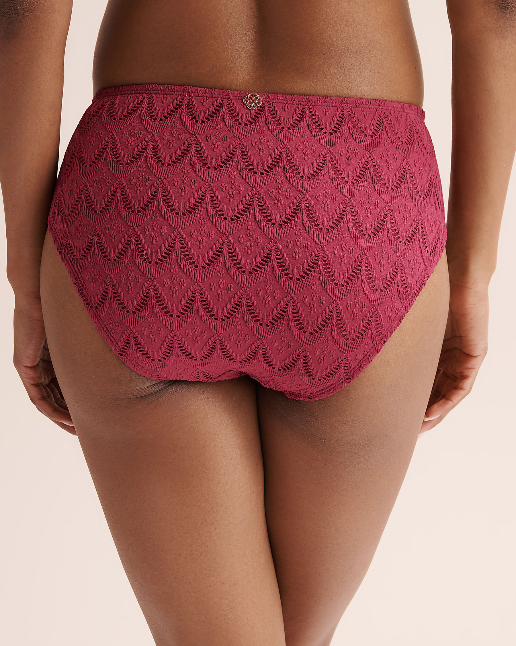 TURQUOISE COUTURE Textured Mid-Rise Brazilian Bikini Bottom Beaujolais Violet 01300526 - View4