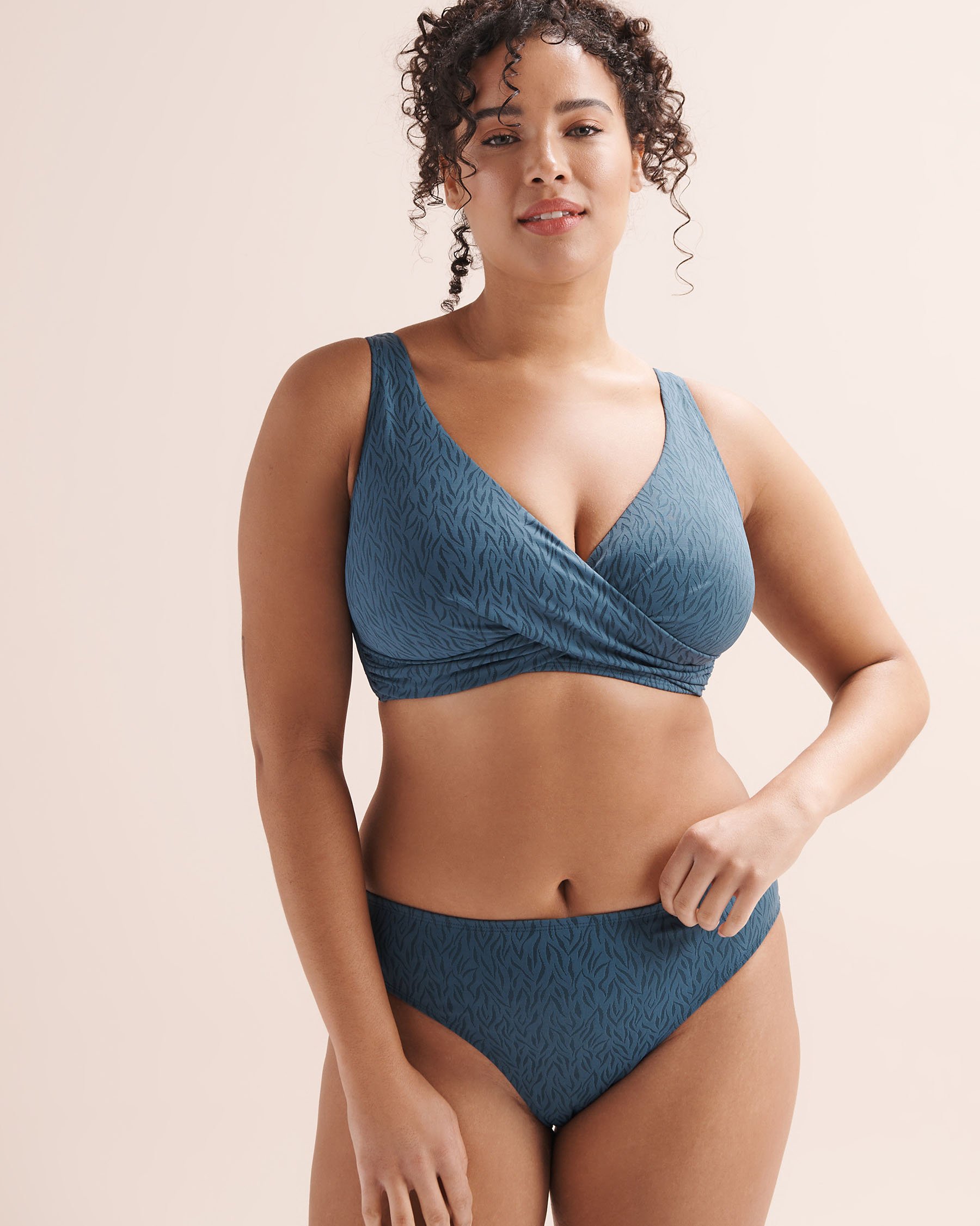 ARTESANDS Minque Delacroix D-G Cup Bikini Top Dark Blue AT3711MQ - View1