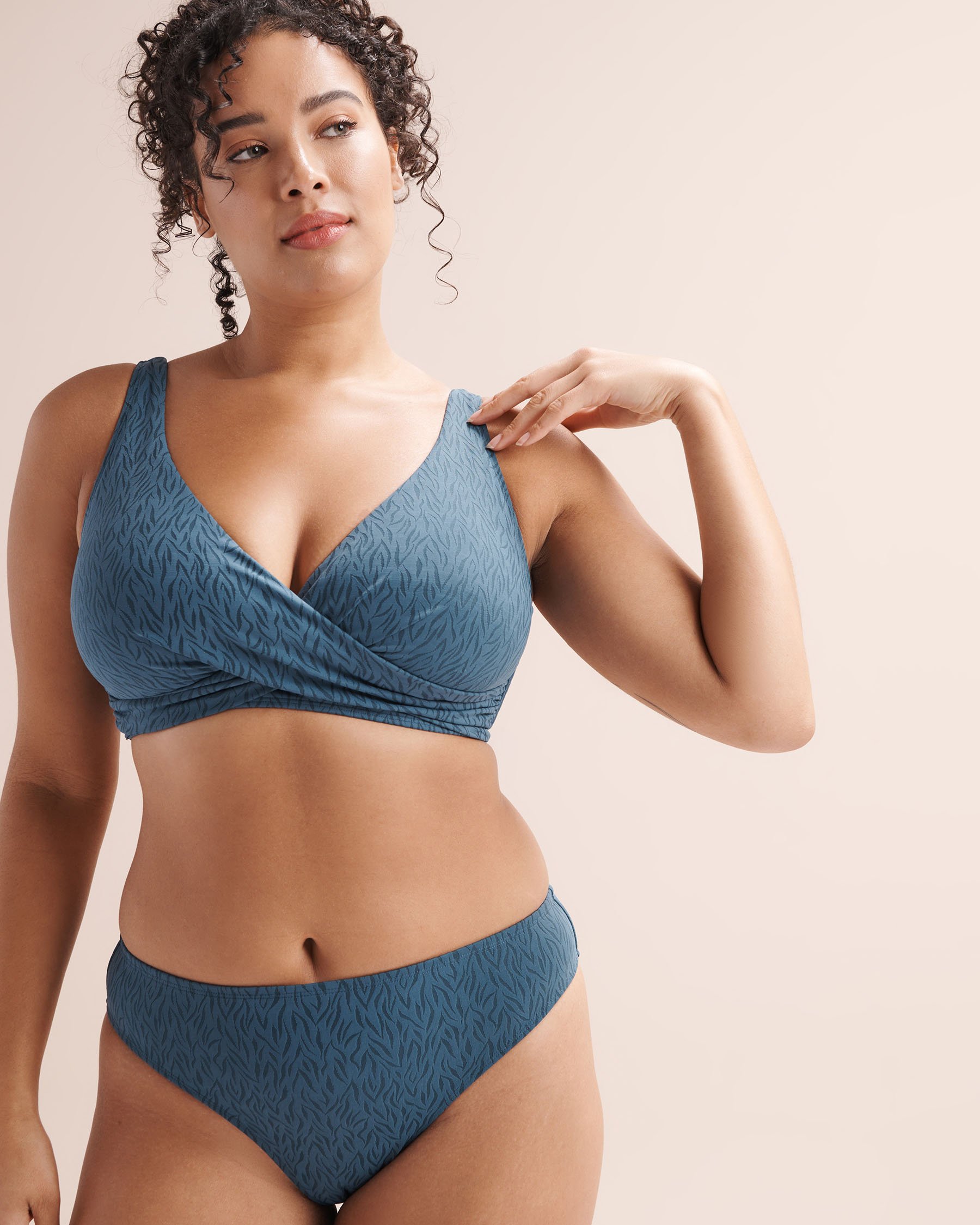 ARTESANDS Minque Delacroix D-G Cup Bikini Top Dark Blue AT3711MQ - View4