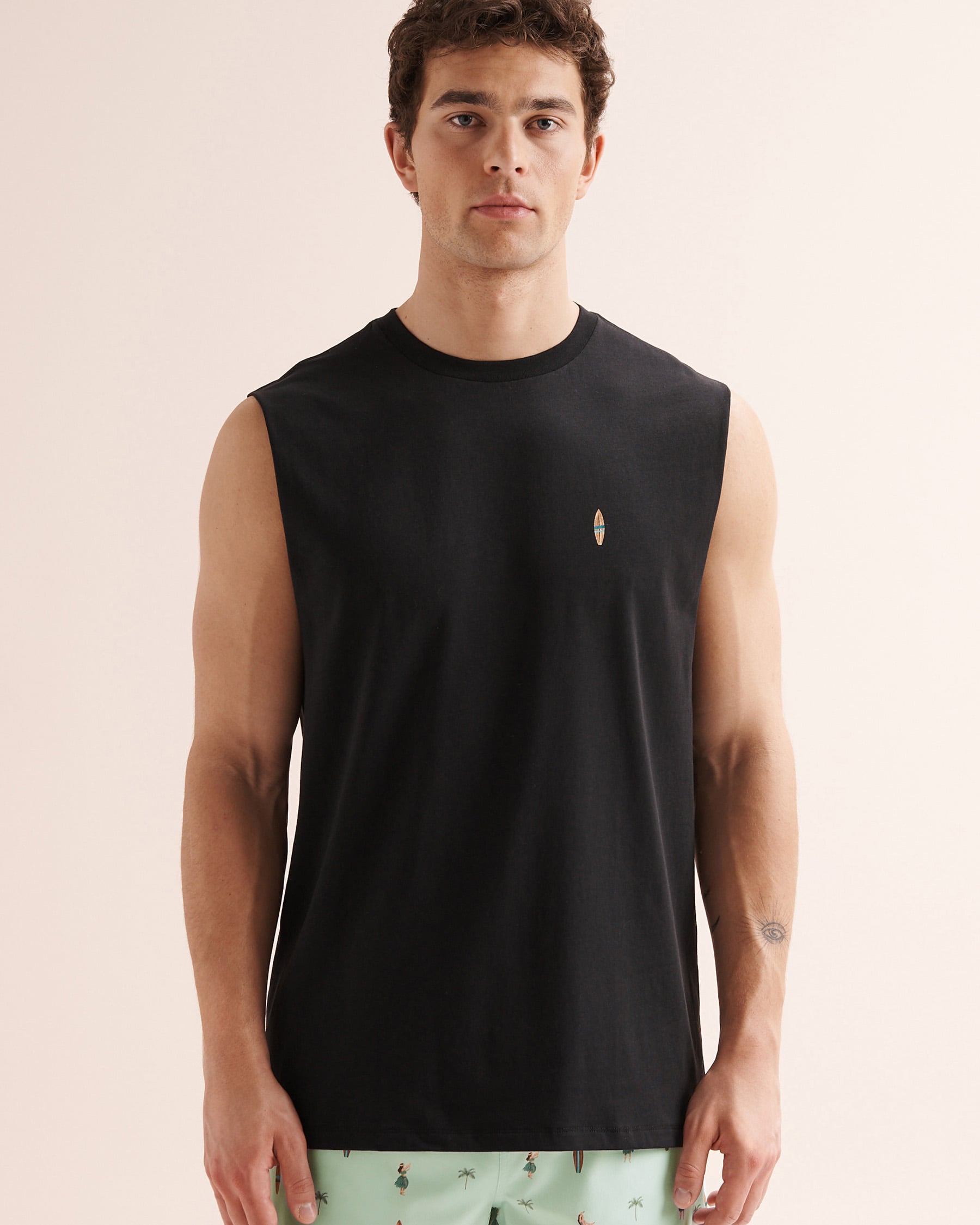 HAMABE Surfboard Crewneck Tank Top Black 04100065 - View8