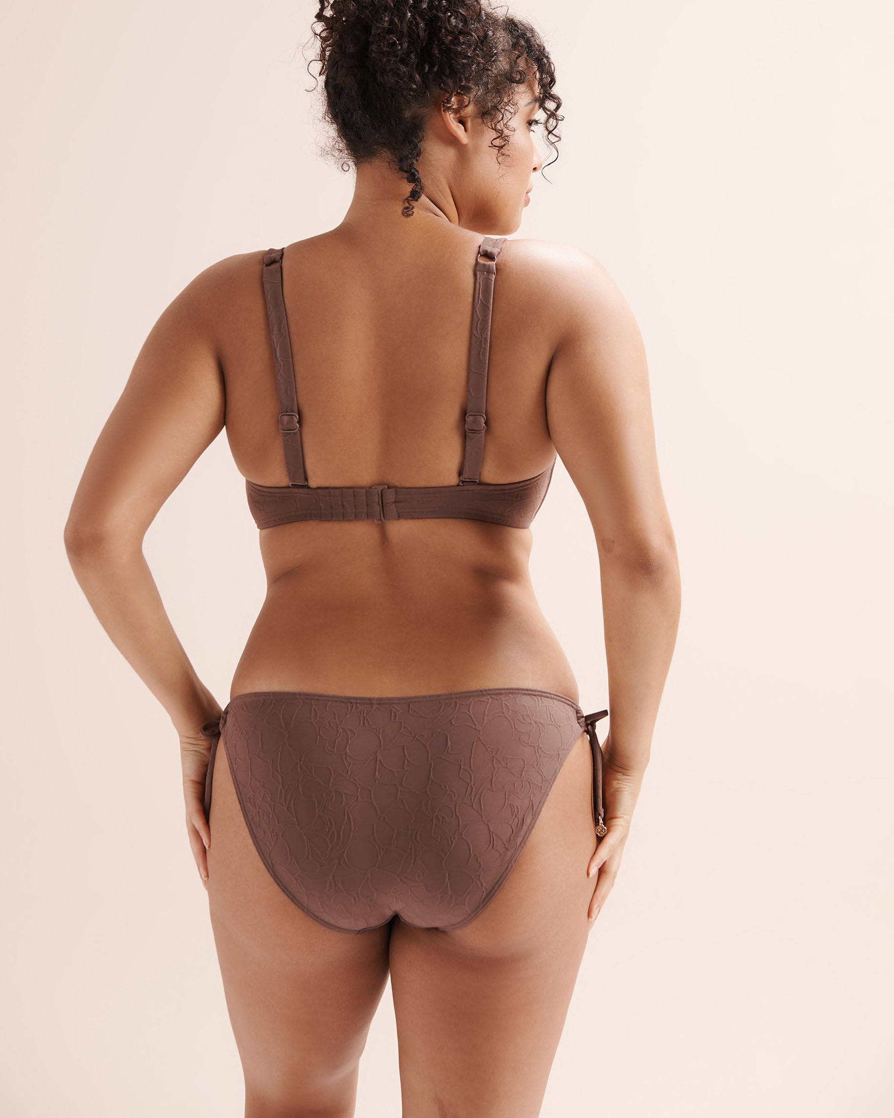 TURQUOISE COUTURE Textured D Cup Plunge Bikini Top Brown 01200140 - View4