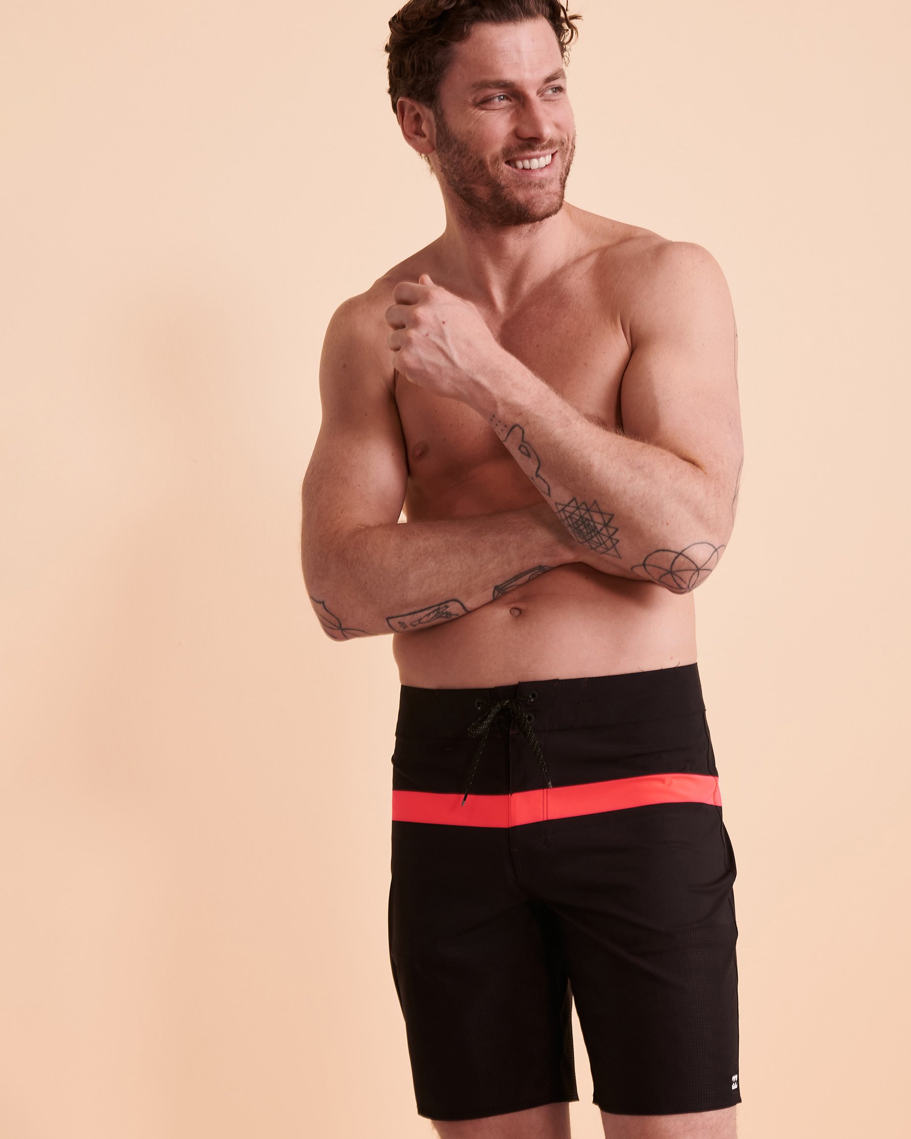 BILLABONG MOMENTUM AIRLITE Boardshort Swimsuit Black and red ABYBS00325 - View5