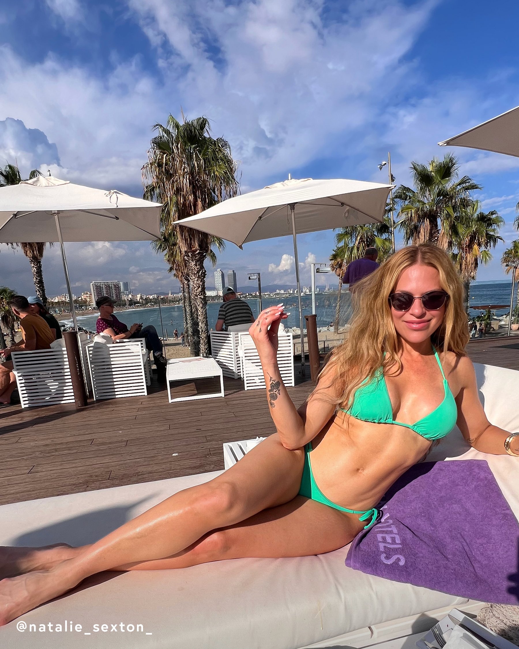 natalie_sexton_ in Billabong