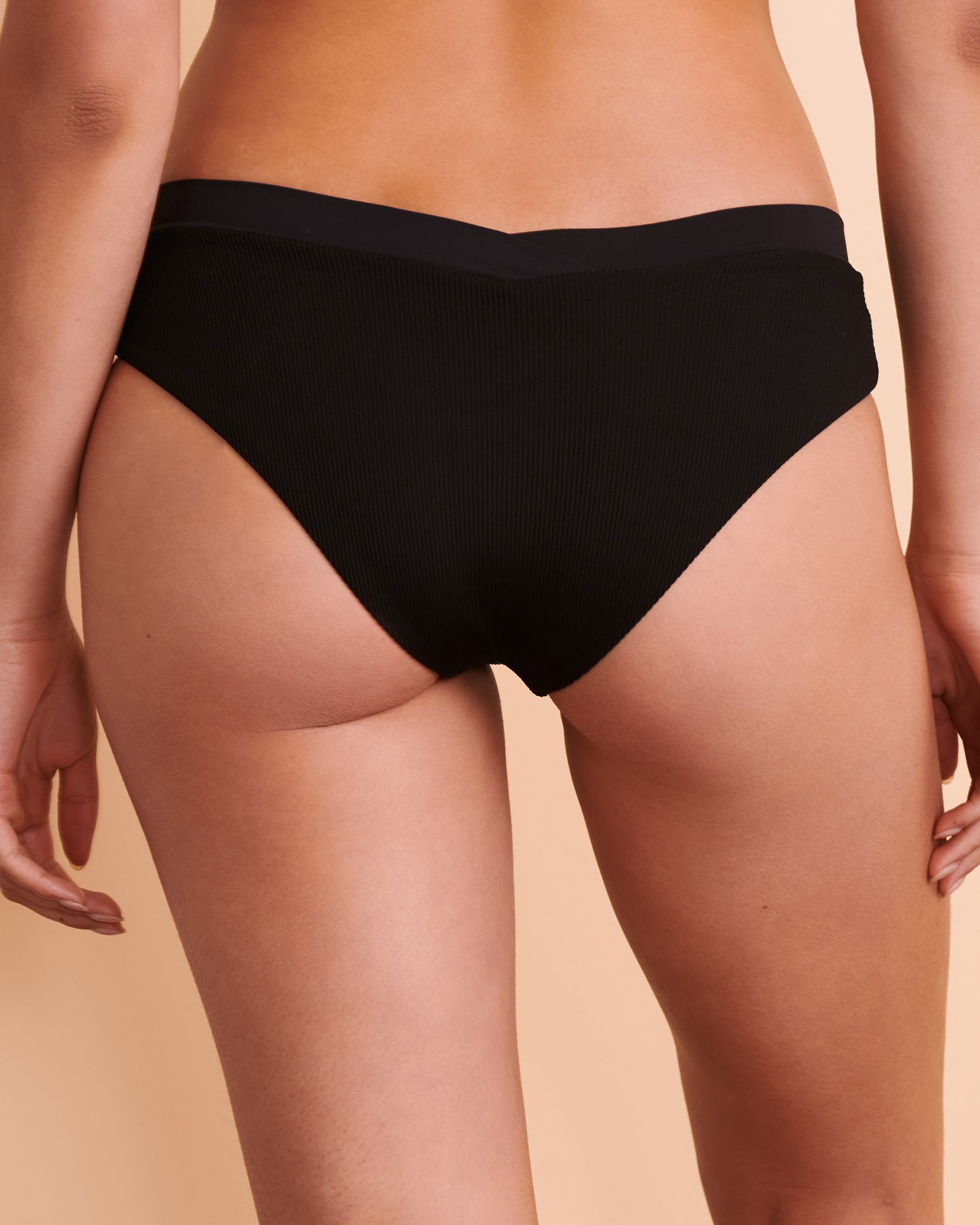 L*SPACE PRATT V Cut Bikini Bottom Black RHPTC21 - View2